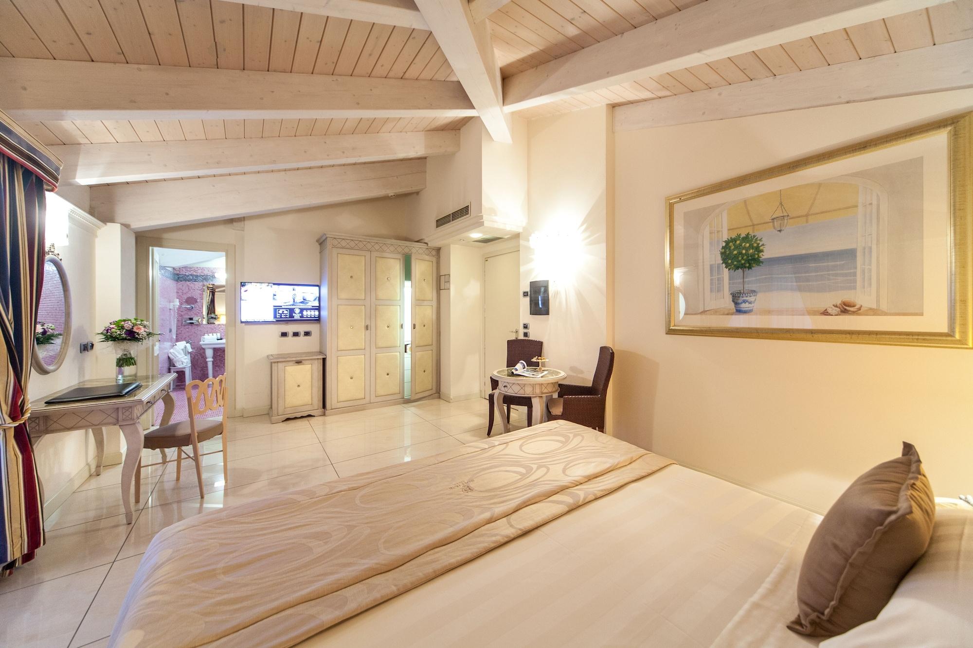 Palace Hotel Milano Marittima Eksteriør billede