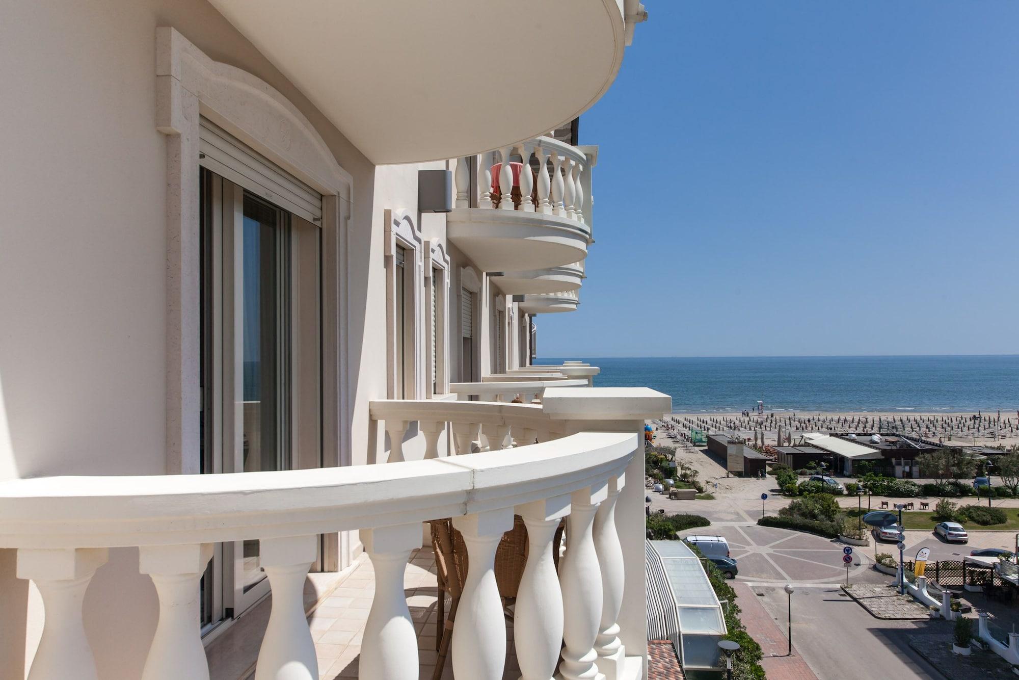 Palace Hotel Milano Marittima Eksteriør billede