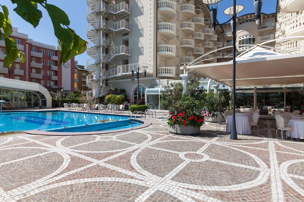 Palace Hotel Milano Marittima Eksteriør billede