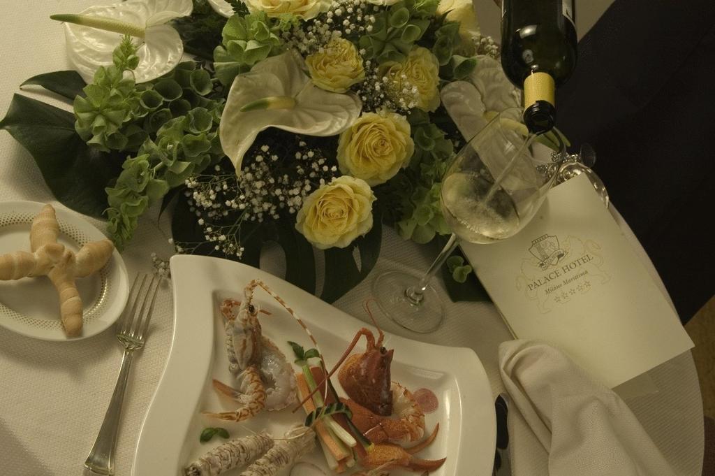 Palace Hotel Milano Marittima Eksteriør billede
