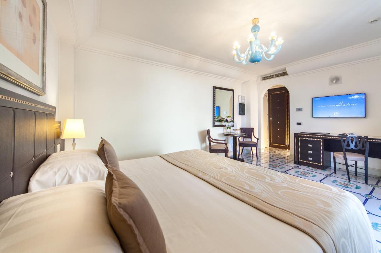 Palace Hotel Milano Marittima Eksteriør billede